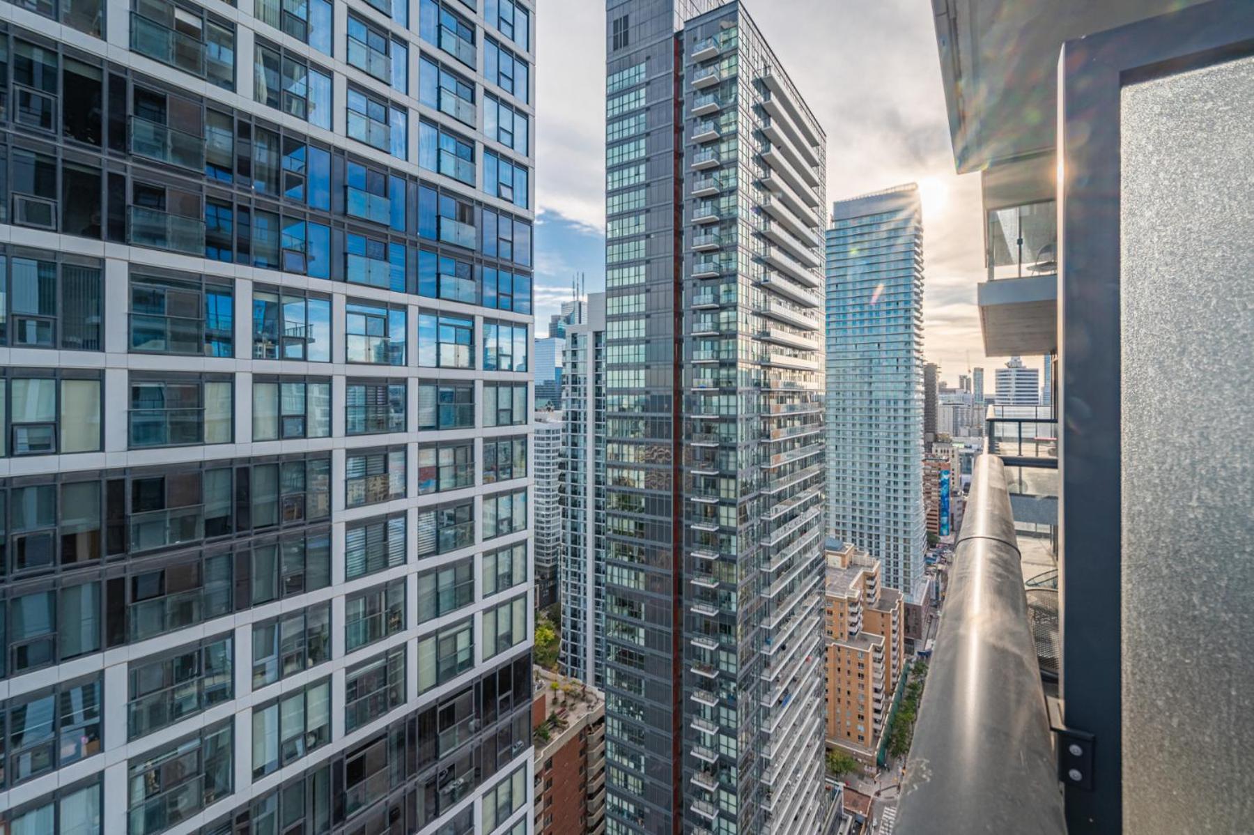 Toronto Garden Suites Exterior foto