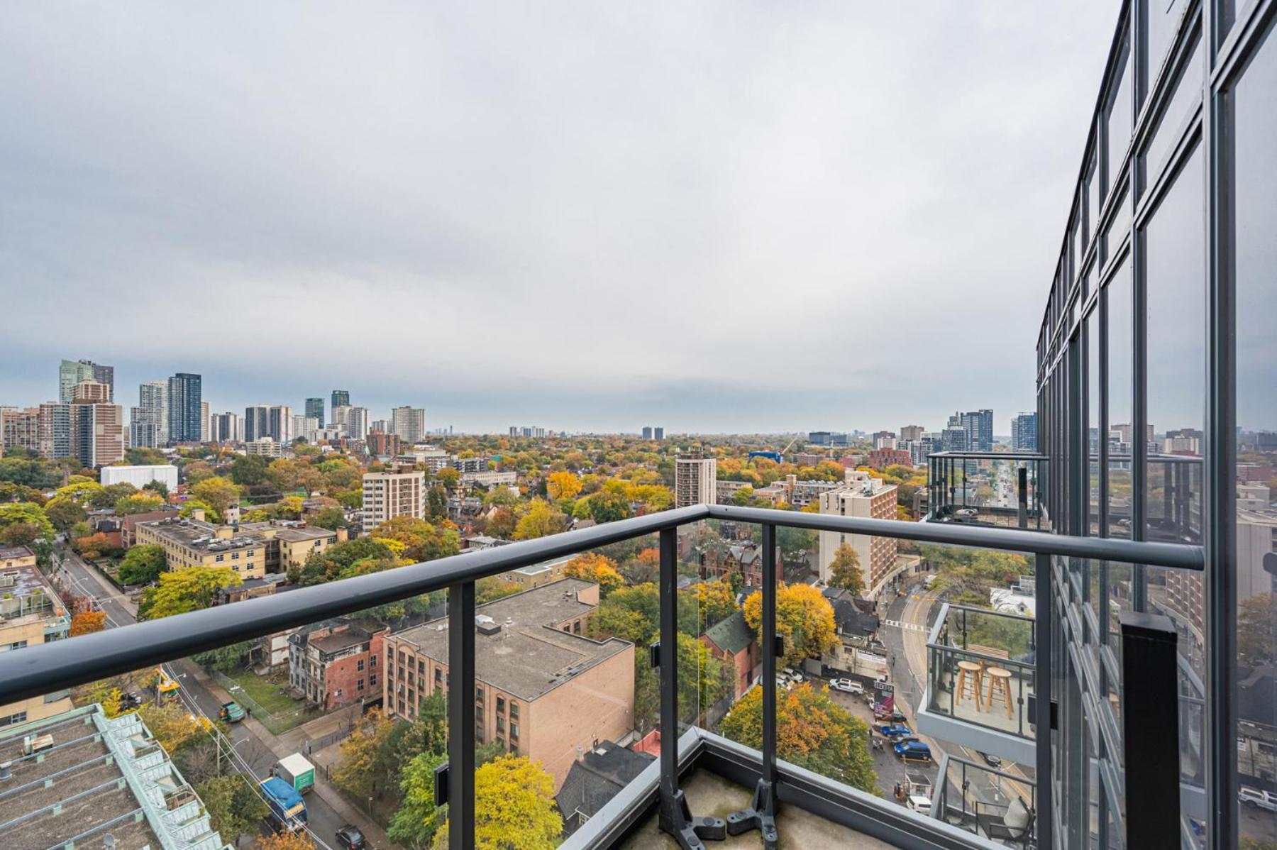 Toronto Garden Suites Exterior foto
